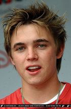 Jesse McCartney : TI4U_u1155016896.jpg