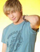 Jesse McCartney : TI4U_u1157044052.jpg