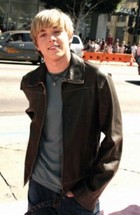 Jesse McCartney : TI4U_u1160851547.jpg