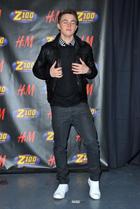 Jesse McCartney : jesse-mccartney-1321809912.jpg