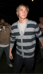 Jesse McCartney : jesse_mccartney_1259718404.jpg