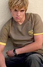 Jesse McCartney : jesseingreenishwithyellowshirt.jpg