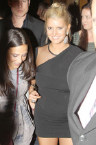 Jessica Simpson : jessica-simpson-1319565596.jpg