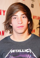 Jimmy Bennett : jimmy-bennett-1338924308.jpg