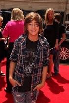 Jimmy Bennett : jimmy_bennett_1250538749.jpg