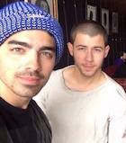 Joe Jonas : TI4U1452903100.jpg