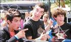 Joe Jonas : TI4U_u1220918681.jpg