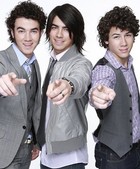 Joe Jonas : TI4U_u1227786071.jpg