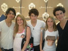 Joe Jonas : TI4U_u1232384057.jpg