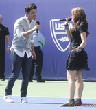 Joe Jonas : TI4U_u1284244690.jpg