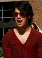 Joe Jonas : joe-jonas-1316112633.jpg