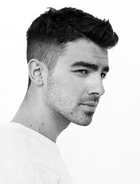 Joe Jonas : joe-jonas-1324222436.jpg