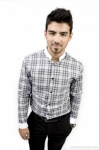 Joe Jonas : joe-jonas-1324223059.jpg