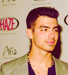 Joe Jonas : joe-jonas-1325697897.jpg