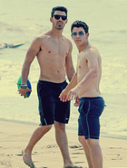 Joe Jonas : joe-jonas-1360387810.jpg