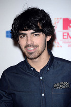 Joe Jonas : joe-jonas-1362444097.jpg