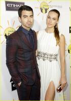 Joe Jonas : joe-jonas-1382733128.jpg