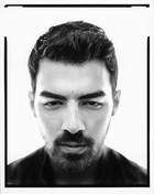 Joe Jonas : joe-jonas-1386346985.jpg