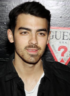 Joe Jonas : joe-jonas-1395505759.jpg