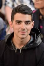 Joe Jonas : joe-jonas-1403558058.jpg