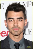 Joe Jonas : joe-jonas-1411923296.jpg