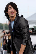 Joe Jonas : joejonas_1218078532.jpg