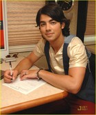 Joe Jonas : joejonas_1221252987.jpg