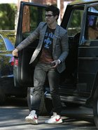 Joe Jonas : joejonas_1265655798.jpg