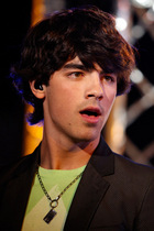 Joe Jonas : joejonas_1272240651.jpg