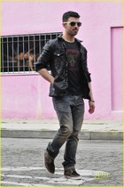 Joe Jonas : joejonas_1297940373.jpg