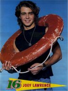 Joey Lawrence : jlawr049.jpg