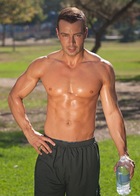 Joey Lawrence : joey-lawrence-1359308414.jpg