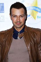 Joey Lawrence : joey-lawrence-1359308647.jpg