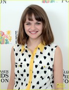 Joey King : joey-king-1370282317.jpg