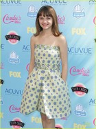 Joey King : joey-king-1380679239.jpg