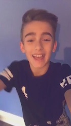 Johnny Orlando : johnny-orlando-1450319761.jpg