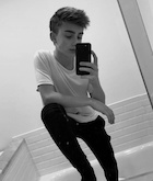 Johnny Orlando : johnny-orlando-1489535282.jpg