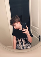 Johnny Orlando : johnny-orlando-1492916344.jpg