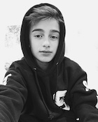 Johnny Orlando : johnny-orlando-1493078316.jpg