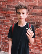 Johnny Orlando : johnny-orlando-1495394149.jpg