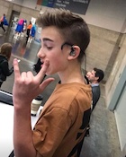 Johnny Orlando : johnny-orlando-1508295740.jpg