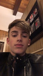 Johnny Orlando : johnny-orlando-1521671771.jpg