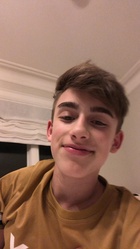 Johnny Orlando : johnny-orlando-1524945318.jpg