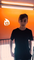 Johnny Orlando : johnny-orlando-1534113430.jpg