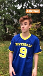 Johnny Orlando : johnny-orlando-1541030319.jpg