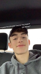 Johnny Orlando : johnny-orlando-1544716694.jpg