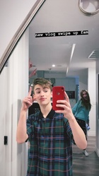 Johnny Orlando : johnny-orlando-1545099575.jpg