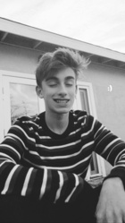 Johnny Orlando : johnny-orlando-1545866863.jpg