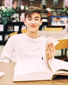 Johnny Orlando : johnny-orlando-1549823351.jpg