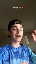 Johnny Orlando : johnny-orlando-1550351104.jpg